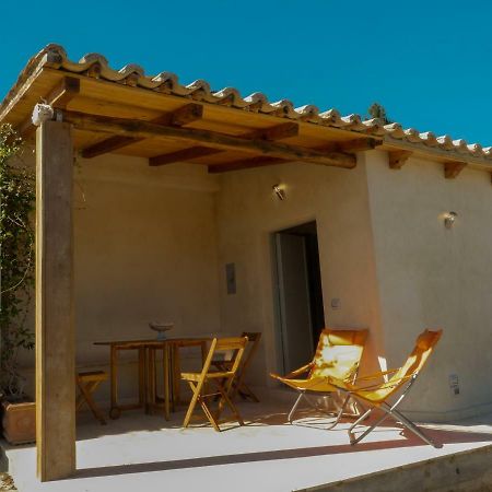 로크리 La Casa Del Miele Di Borgo Carbone 빌라 외부 사진